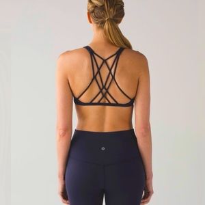Lululemon Free to Be Zen Bra in Navy Blue